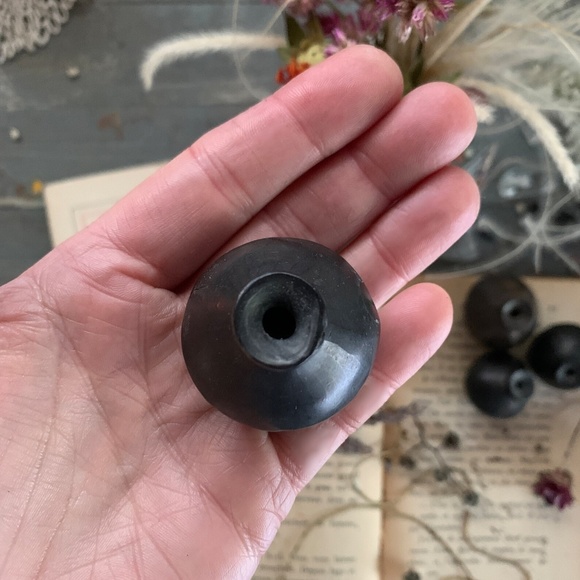 60's PRIMITIVE OAXACAN BARRO NEGRO ZAPOTEC MINIATURE VASE - Picture 4 of 10